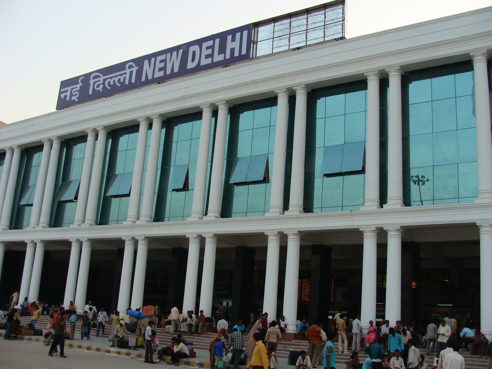 New Delhi Railway Station To Become A Gourmet Delight